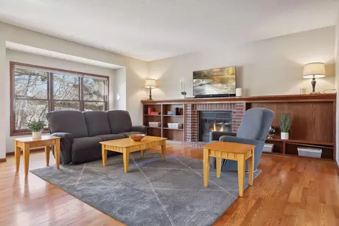 2088 Royale Ct, Eagan, MN 55122 photo 6