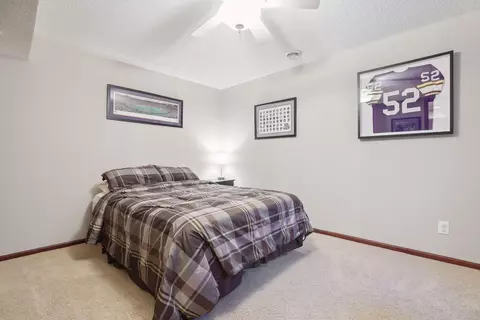 2088 Royale Ct, Eagan, MN 55122 photo 37