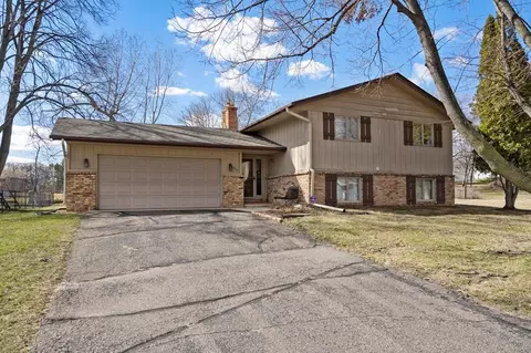 1950 20th Ave NW, New Brighton, MN 55112