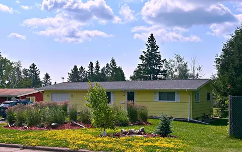 5114 Oakley St, Duluth, MN 55804 photo 2