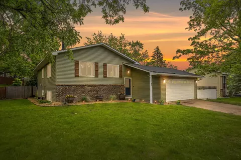 7347 Homestead Ave S, Cottage Grove, MN 55016