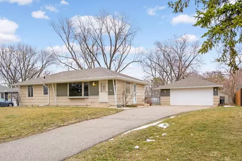 8125 Zenith Ave S, Bloomington, MN 55431