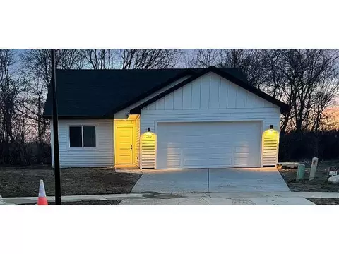 285 Paradise Pl, Howard Lake, MN 55349