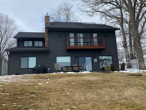 387 N Lakeshore Dr, Glenwood, MN 56334