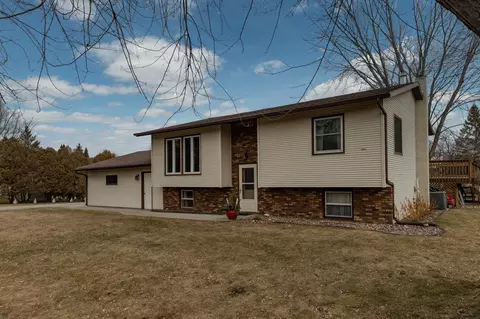 60328 210th Ave, Dodge Center, MN 55927