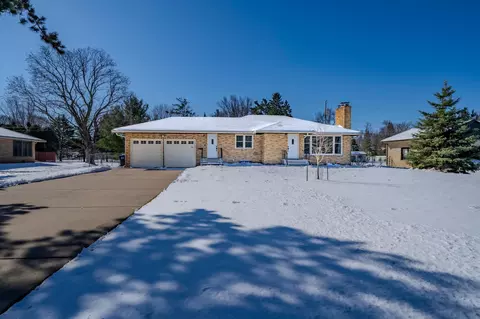 1430 Ryan Ave W, Roseville, MN 55113