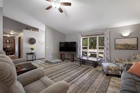 1014 Konshok Loop, Park Rapids, MN 56470 photo 8