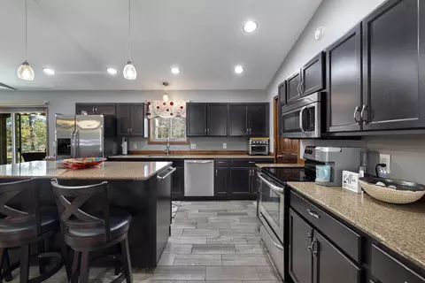 1014 Konshok Loop, Park Rapids, MN 56470 photo 4