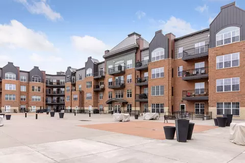 1800 Graham Ave #300, Saint Paul, MN 55116