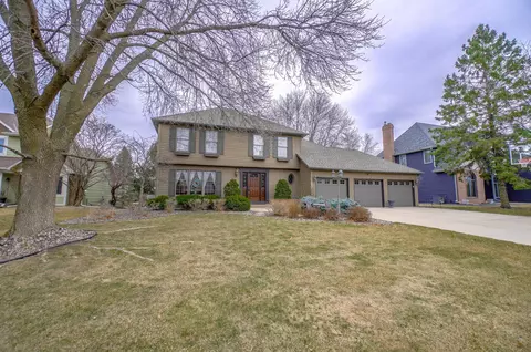 1851 Hydram Ave N, Oakdale, MN 55128