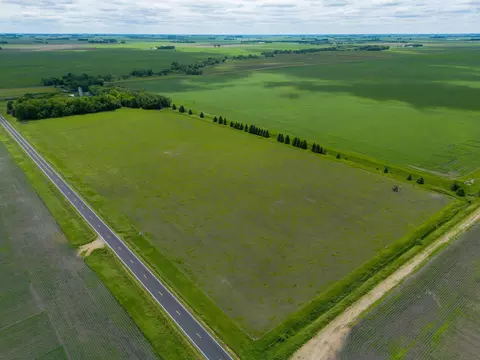 130 Th Ave SE, Kerkhoven, MN 56252
