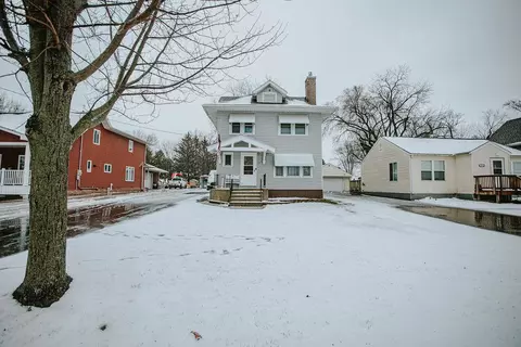 210 1st St SE, Rose Creek, MN 55970