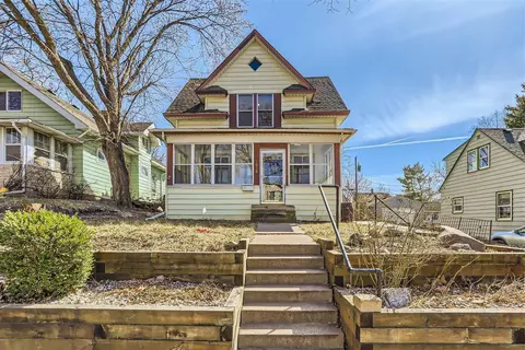 1018 Wilson Ave, Saint Paul, MN 55106