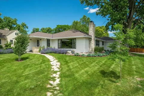109 Farmdale Rd W, Hopkins, MN 55343