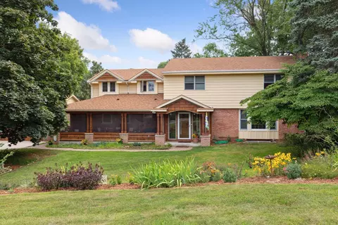 11 Beebe Ave, Mendota Heights, MN 55118