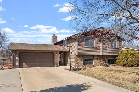 9641 Upton Ave N, Brooklyn Park, MN 55444