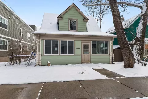 2717 30th Ave S, Minneapolis, MN 55406