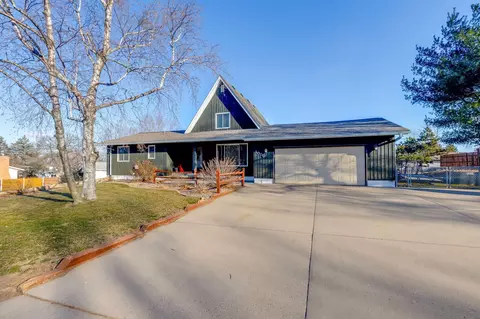 1000 Pine St, Prescott, WI 54021