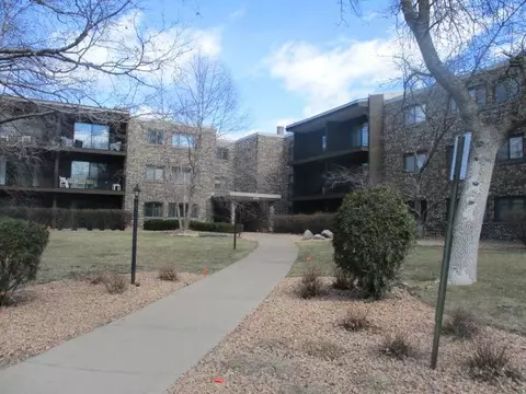 4100 Parklawn Ave #109, Edina, MN 55435