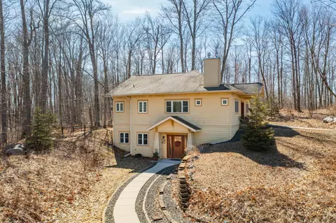 23118 Old Stones Throw Rd, Cohasset, MN 55721