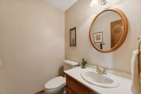 Bath - 1653 45th St SE, Saint Cloud, MN 56304 photo 1 of 4