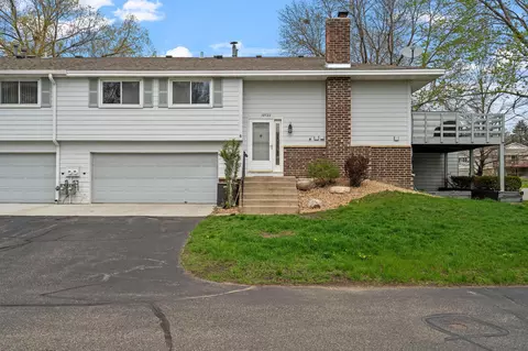 10522 Decatur Ave S, Bloomington, MN 55438