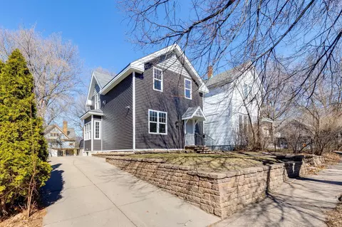 741 5th St E, Saint Paul, MN 55106