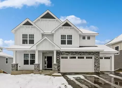 3005 Sugar Maple Dr, Chaska, MN 55318