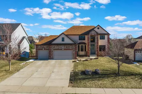 4113 Fallgold Pkwy N, Brooklyn Park, MN 55443