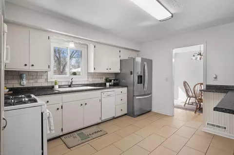 8109 115th Ln N, Champlin, MN 55316 photo 5