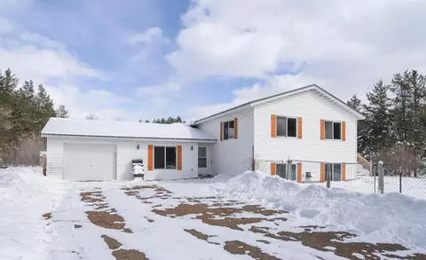 480 Meadow Ave, Motley, MN 56466