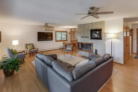 Living - 15148 Riverside Dr, Brainerd, MN 56401 photo 3 of 9