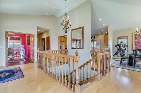 402 N Hill St, La Crescent, MN 55947 photo 18