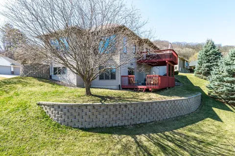 402 N Hill St, La Crescent, MN 55947 photo 25