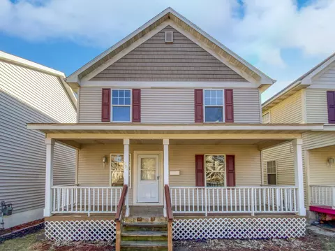 292 Burgess St, Saint Paul, MN 55117
