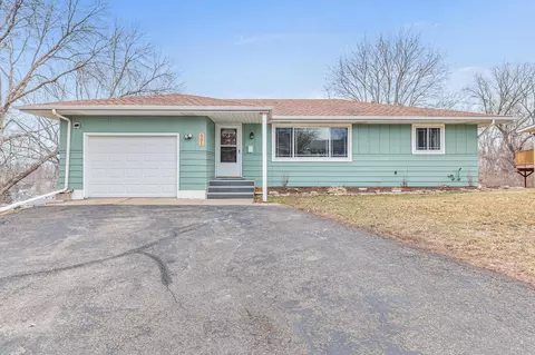 531 10th Ave S, South Saint Paul, MN 55075