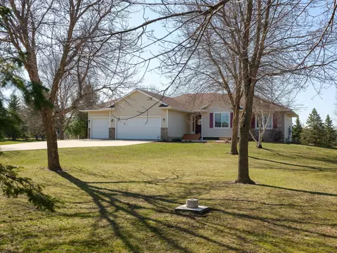 6542 19th St SE, Eyota, MN 55934