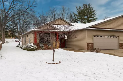 716 West St, Mantorville, MN 55955