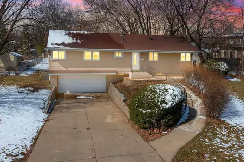 3339 Noble Ave N, Golden Valley, MN 55422