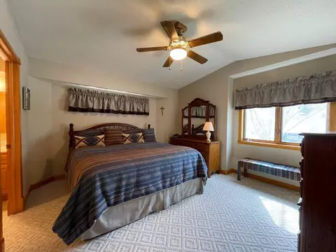 409 August Hills Dr, La Crescent, MN 55947 photo 5