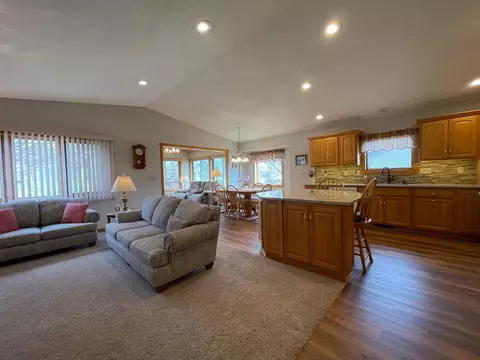 409 August Hills Dr, La Crescent, MN 55947 photo 16