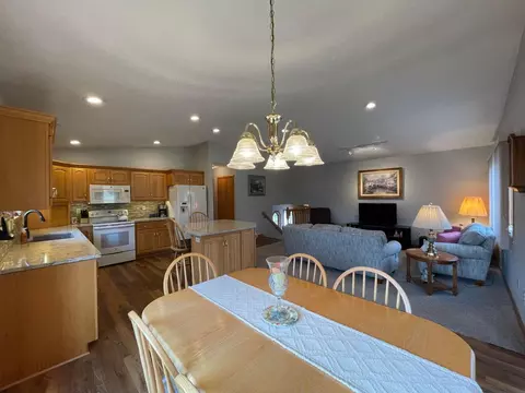 409 August Hills Dr, La Crescent, MN 55947 photo 23