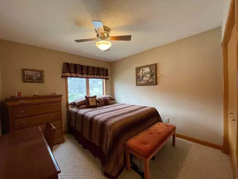 409 August Hills Dr, La Crescent, MN 55947 photo 11