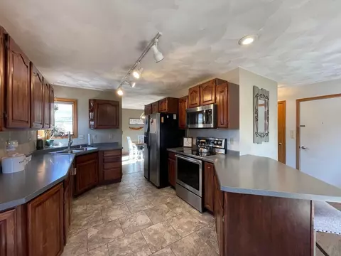 531 Jonathan Ln, La Crescent, MN 55947 photo 2