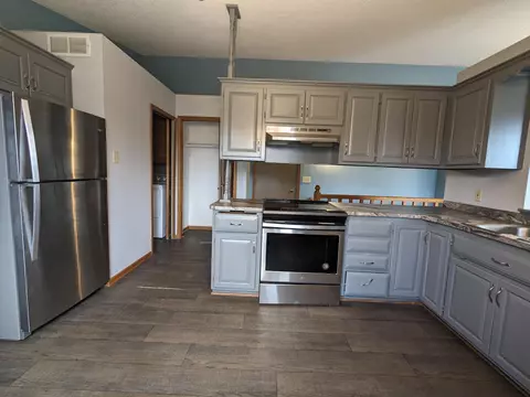 2123 Shannon Dr, Saint Cloud, MN 56301 photo 6