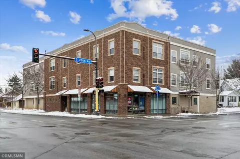 2803 E 38th St #308, Minneapolis, MN 55406