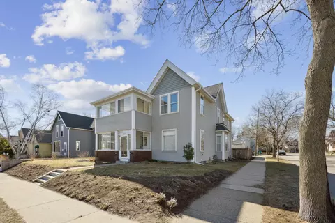 1038 Linwood Ave, Saint Paul, MN 55105