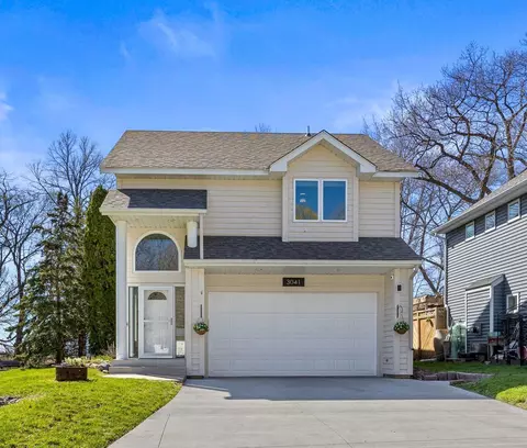 3041 Dundee Ln, Mound, MN 55364
