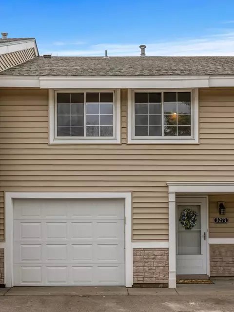 3273 Valley Ridge Dr #34, Eagan, MN 55121 photo 12