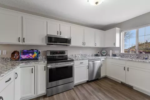 2405 Cornell Dr, Faribault, MN 55021 photo 15